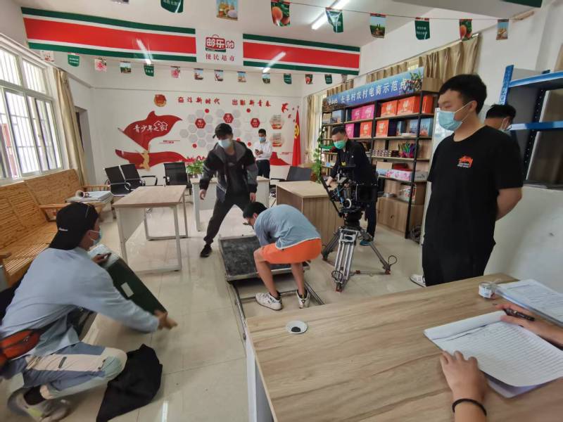 咸宁广告片拍摄公司：极简主义践行者，少即是多的视觉哲学